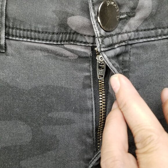 Democracy Jeans Womens 10 Ab Solution Gray Camouflage Stretch Skinny - Picture 2 of 9